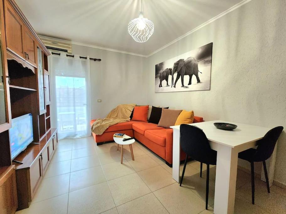 地拉那One Bd Flat Near Center With 24H Self Check In公寓 外观 照片