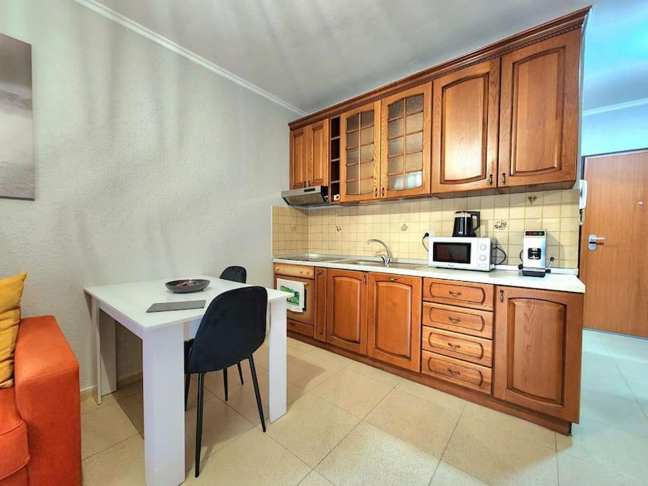 地拉那One Bd Flat Near Center With 24H Self Check In公寓 外观 照片